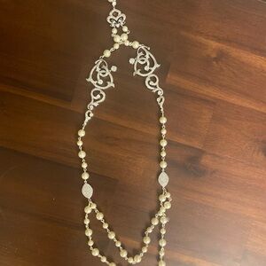 Elegant Pearl and Silver Necklace, Bracelet and Earring set